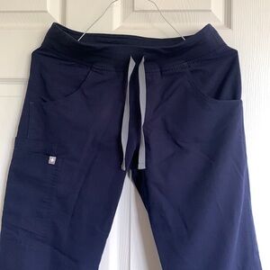 Figs xs tall Kade navy scrub pants